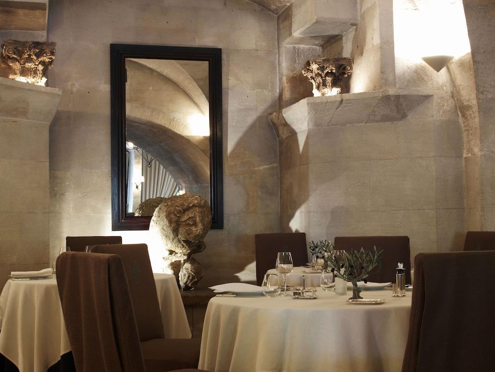 Hotel Baumaniere Les Baux De Provence Εξωτερικό φωτογραφία